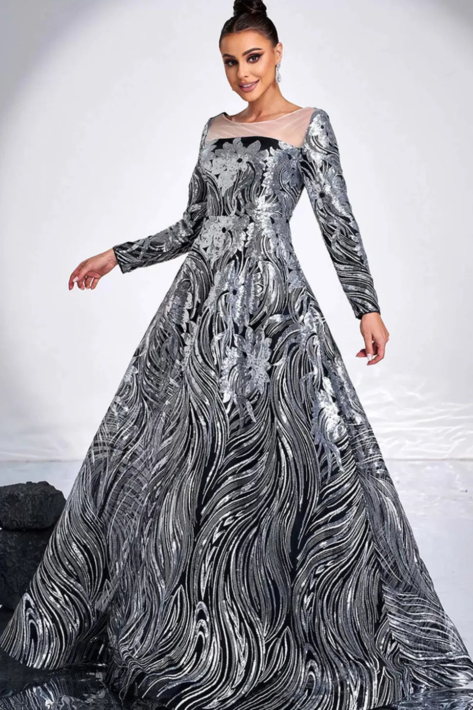 Preto Prata Floral A-Line Ilusão Pescoço Mangas Longas Vestido Formal