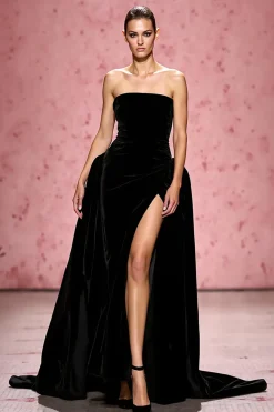 Preto Simples Uma Linha Veludo Strapless Vestido de Noite Longo com Fenda