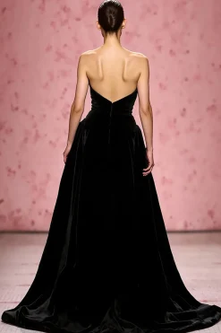 Preto Simples Uma Linha Veludo Strapless Vestido de Noite Longo com Fenda