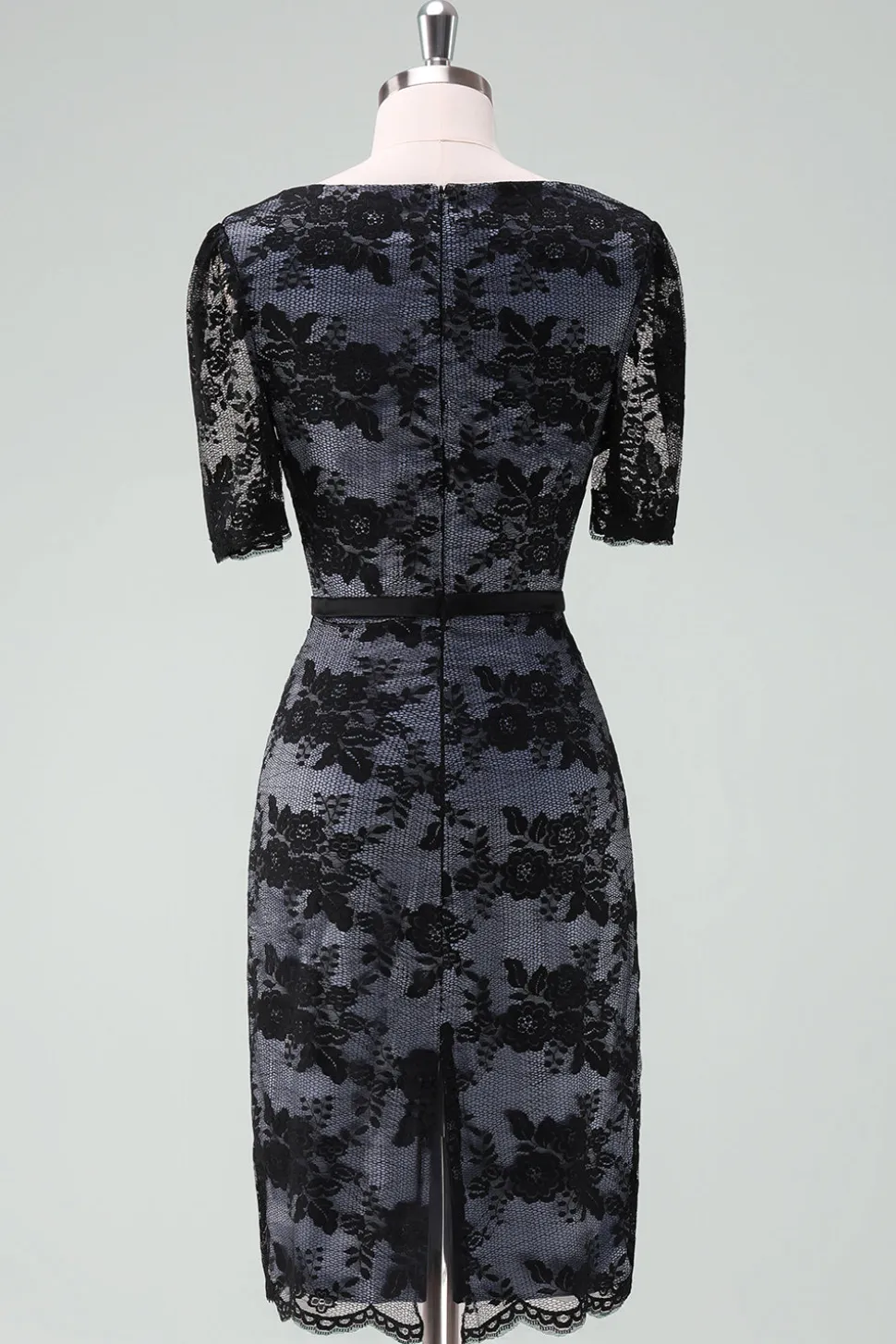 Preto V-Neck Lace Bainha Midi Mãe do Vestido da Noiva com Mangas Curtas