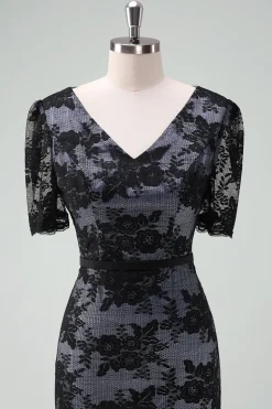 Preto V-Neck Lace Bainha Midi Mãe do Vestido da Noiva com Mangas Curtas