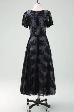 Preto V-neck mangas curtas renda A-Line mãe de vestido de noiva
