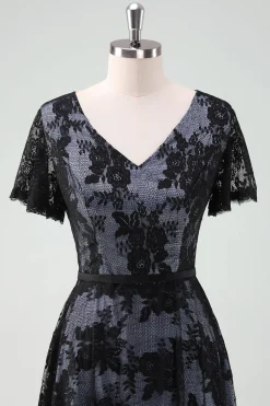 Preto V-neck mangas curtas renda A-Line mãe de vestido de noiva