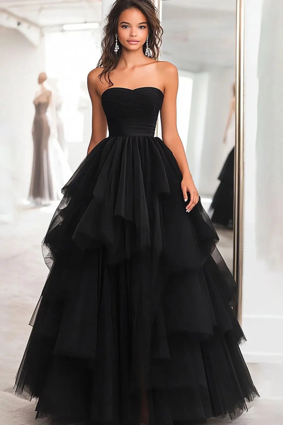 Princesa Preto Strapless Tule Tiered Ruched Long Prom Dress