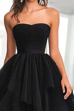 Princesa Preto Strapless Tule Tiered Ruched Long Prom Dress