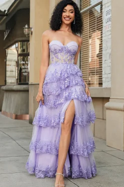 Princesa Uma linha querida lavanda espartilho vestido de baile com renda em camadas