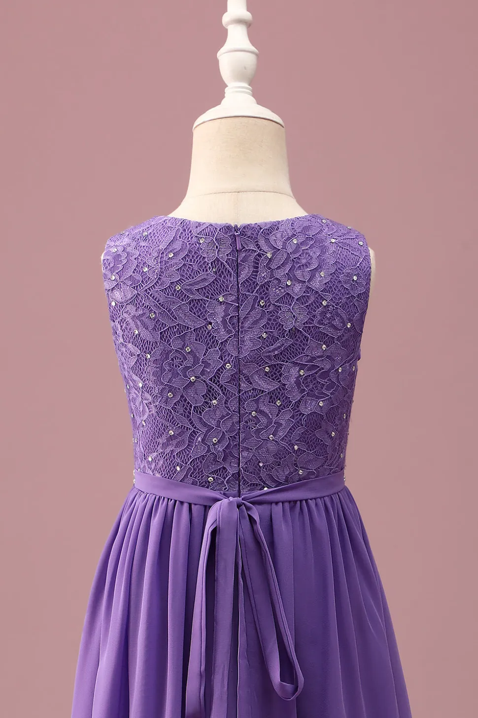 Purple Lace Uma linha de pescoço redondo curto vestido de dama de honra júnior com cinto de strass