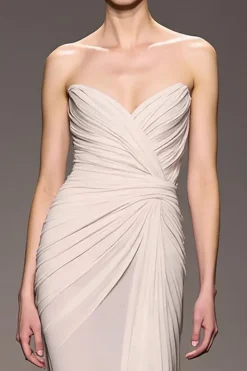 Querida bainha elegante marfim Ruched longo vestido de noite