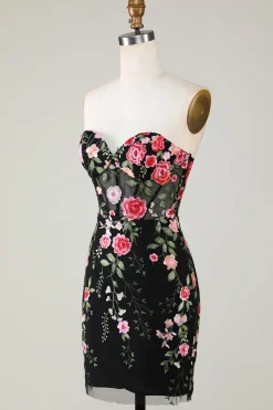 Querido Vestido Preto de Cocktail Com Apliques