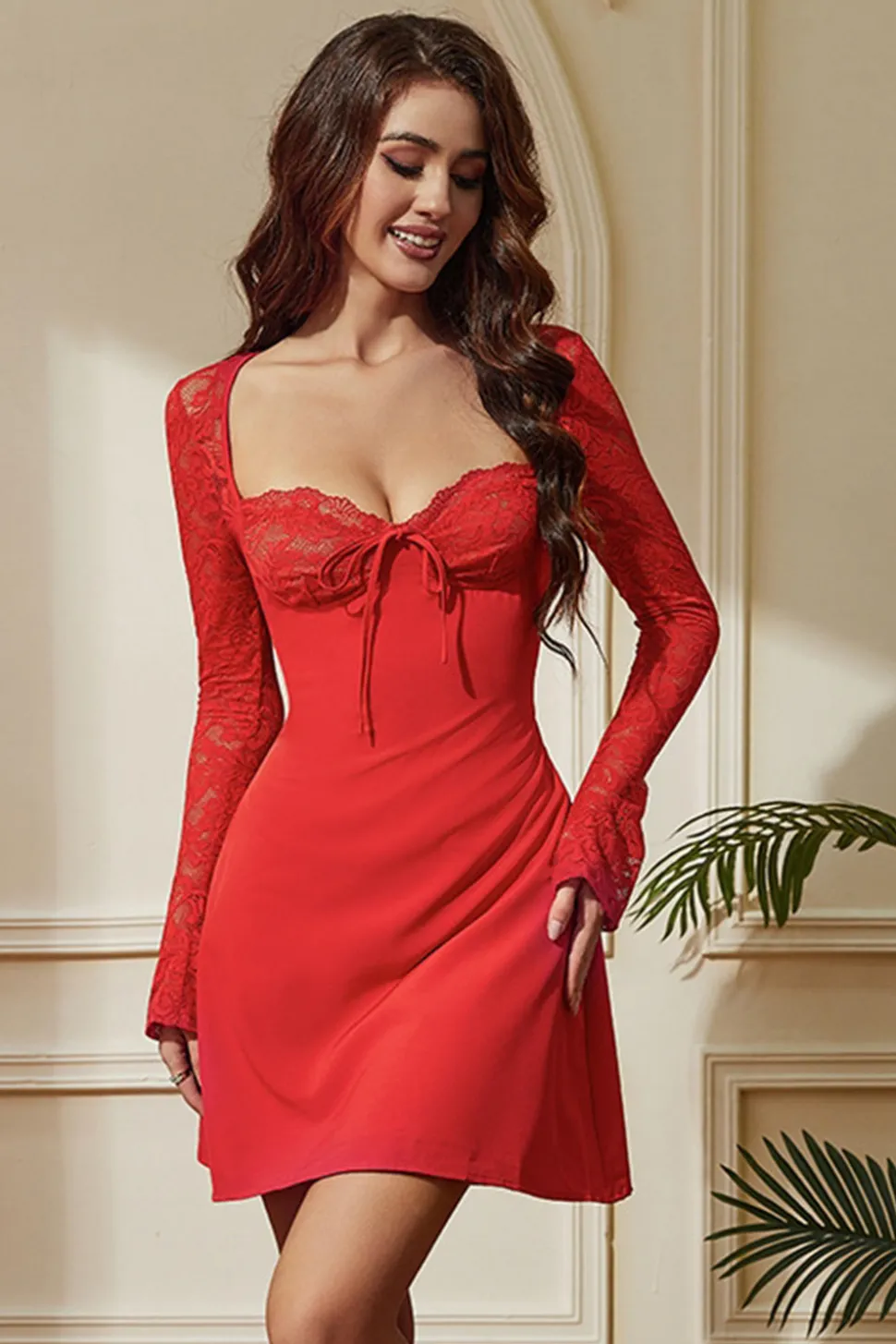Red A-Line Renda Mangas Longas Vestido de Festa Curto