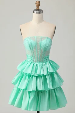 Red Strapless A-line Tiered Corset frisado curto Homecoming Dress com arco