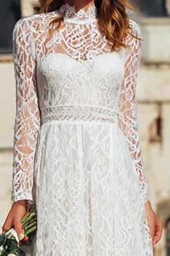 Renda de marfim pescoço alto manga longa vestido de noivado