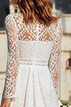 Renda de marfim pescoço alto manga longa vestido de noivado