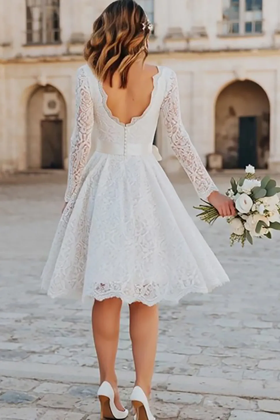 Renda Marfim V Pescoço Uma Linha Midi Vestido de Noivado com Arco