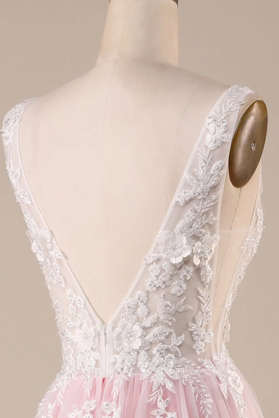 Rosa A-Line Tule Vestido de Noiva Com Apliques