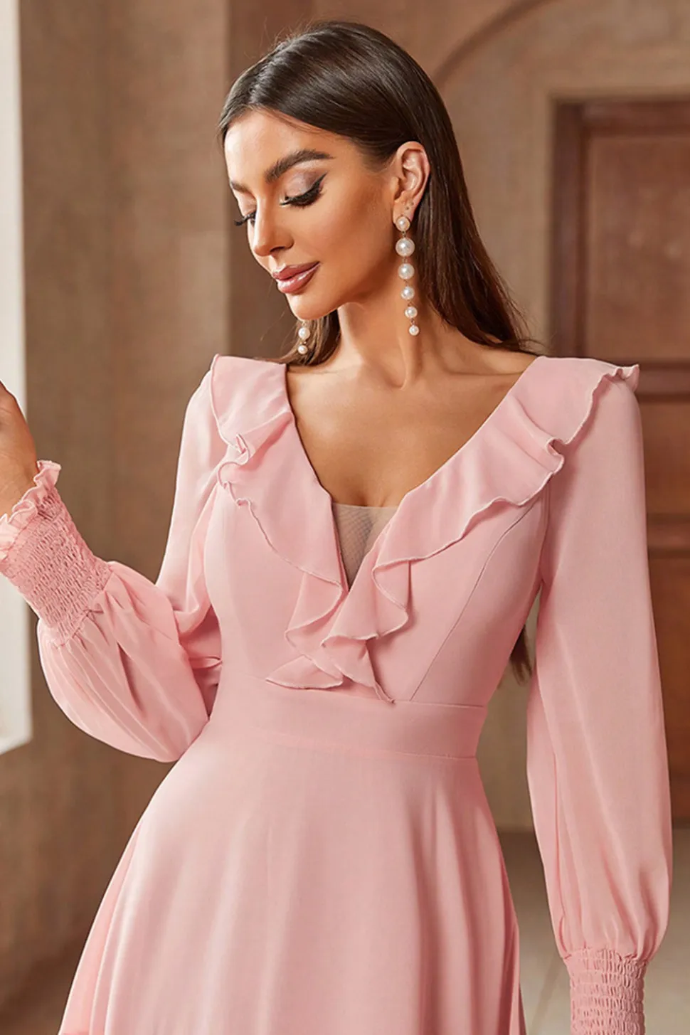 Rosa Chiffon V-neck mangas longas A-Line Tiered Long Prom Dress