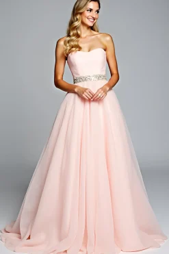 Rosa claro sem alças uma linha de tule vestido de baile com frisos