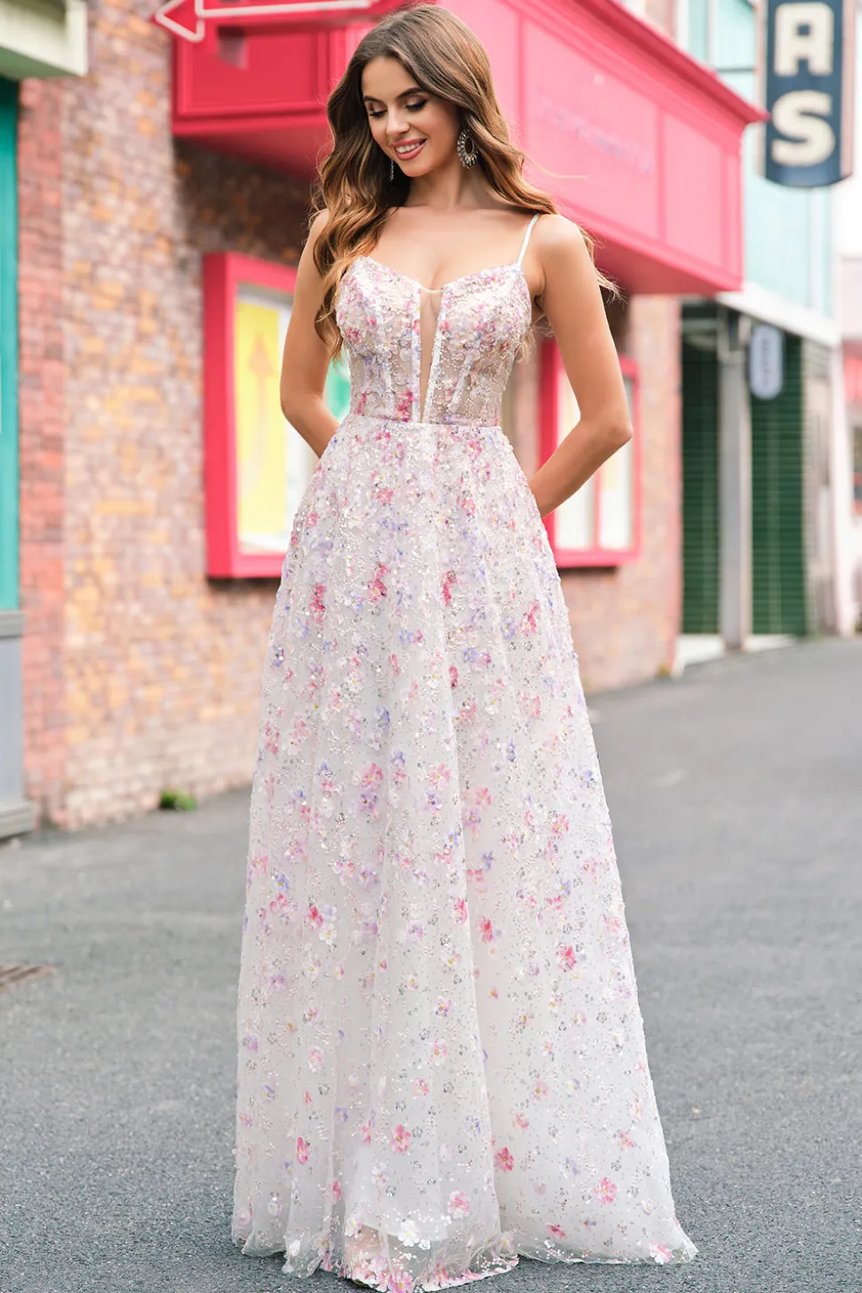 Rosa elegante Uma linha de alças espaguete floral frisado vestido de baile com renda para trás