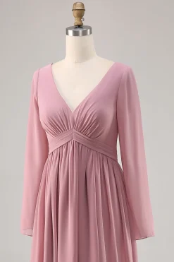 Rosa empoeirada simples mangas longas V-neck vestido de dama de honra com fenda
