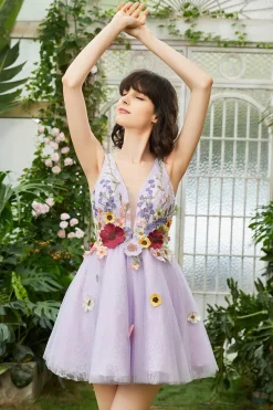 Roxo Deep V Neck Open Back Homecoming Vestido Com Flores 3D