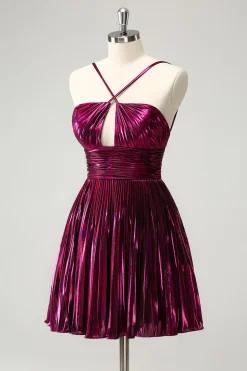 Roxo Uma linha Halter plissado vestido curto Homecoming com oco para fora