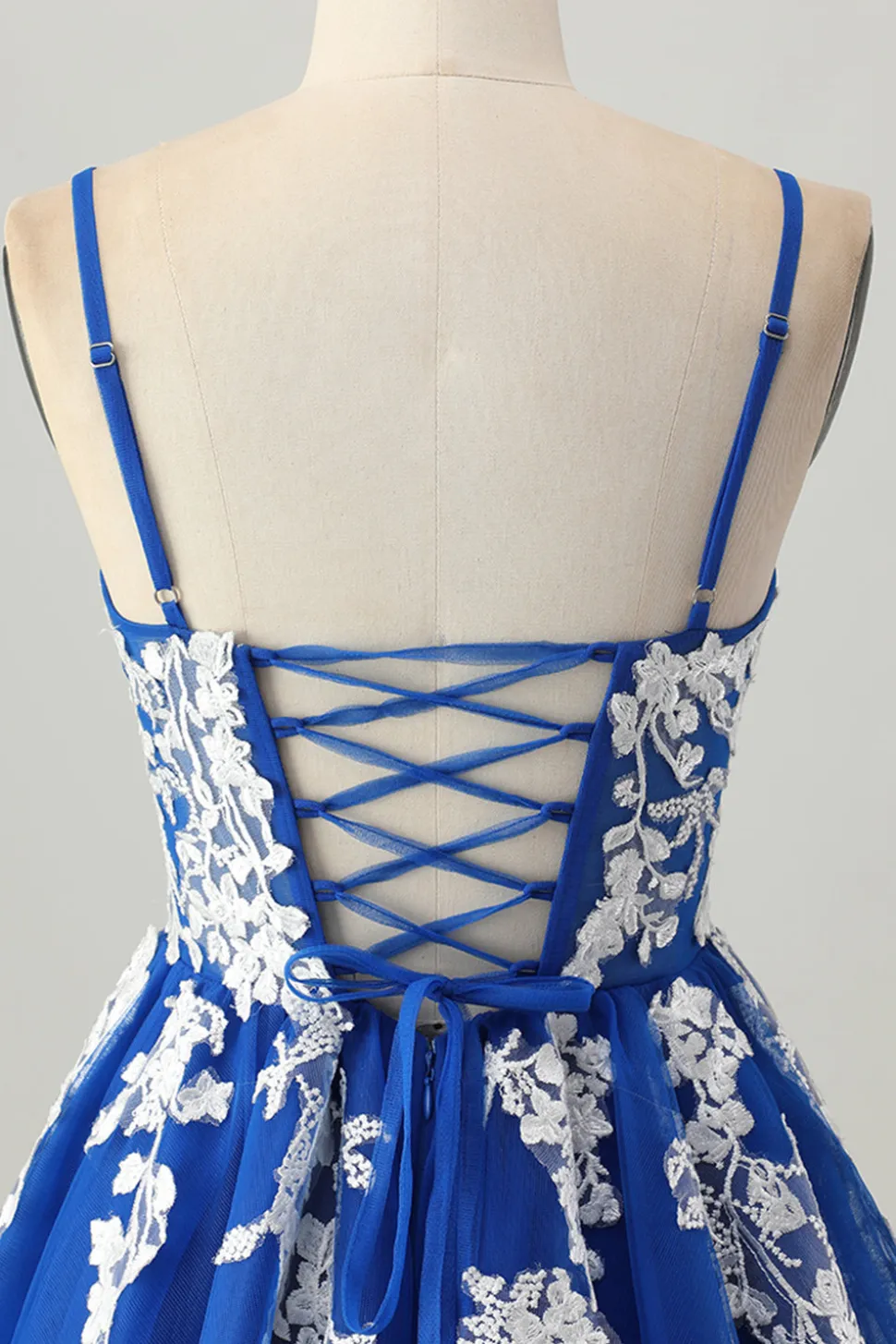 Royal Blue A-Line Spaghetti Correias Tule Vestido Curto Homecoming com Renda Up Back