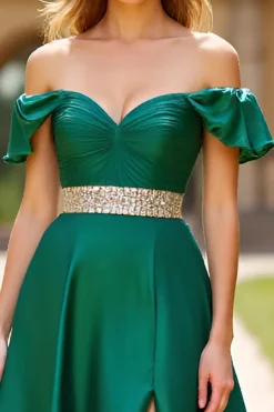 Ruched verde escuro frisado fora do ombro vestido de baile com fenda