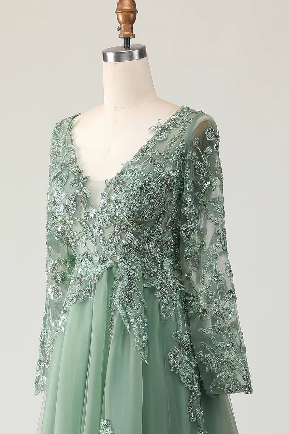 Sage Applique A-Line V-Neck Vestido de Baile
