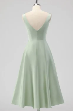 Sage Verde A-Line Pescoço Quadrado Cetim Midi Vestido Madrinha