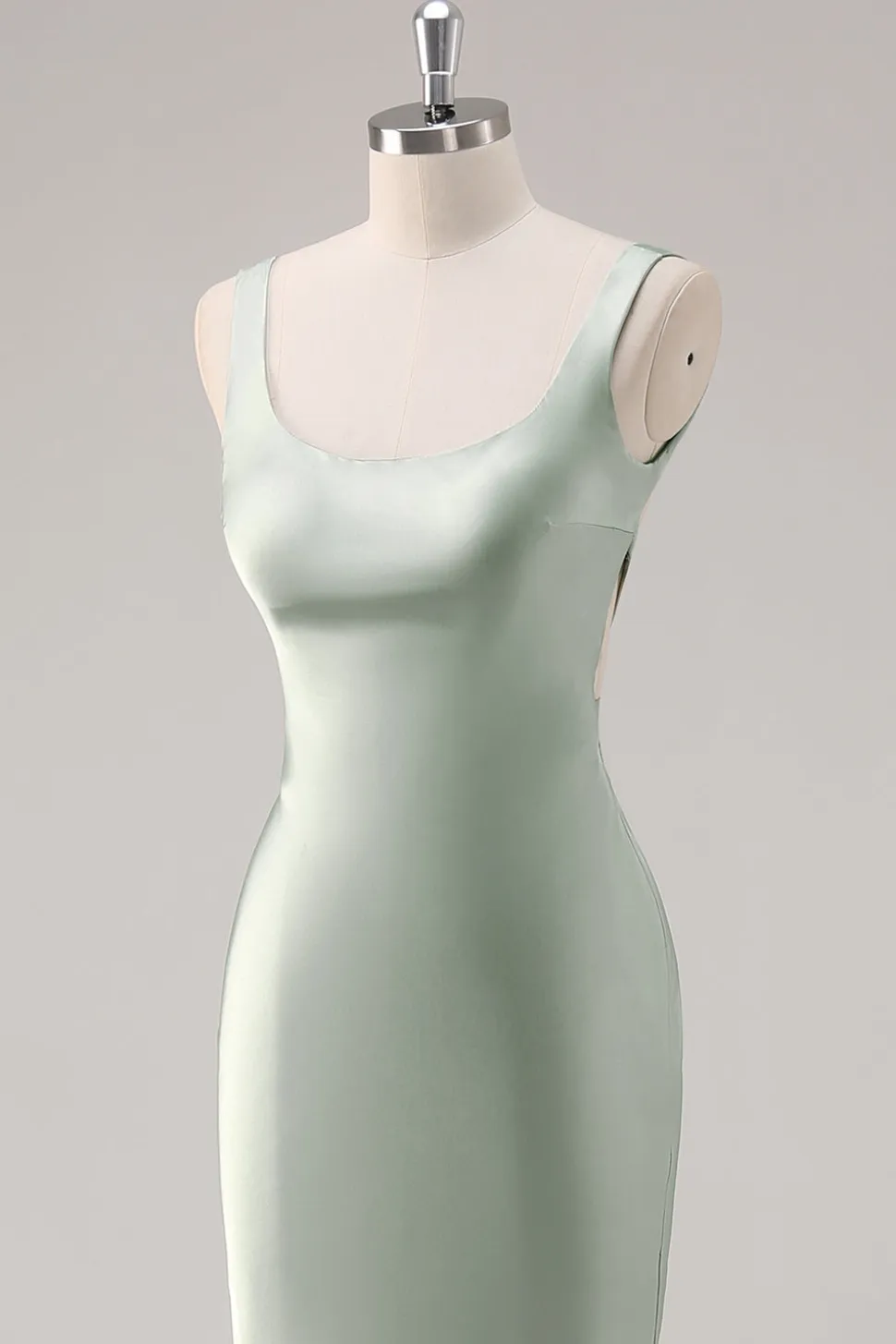 Sage Verde Cetim Scoop Sereia Vestido de dama de honra com Criss Cross Back