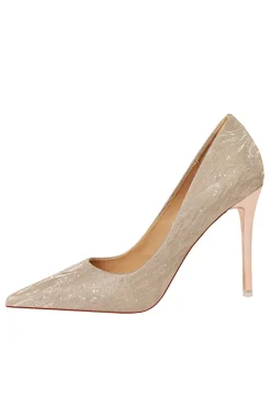 Saltos altos rasos de dedo do pé stiletto