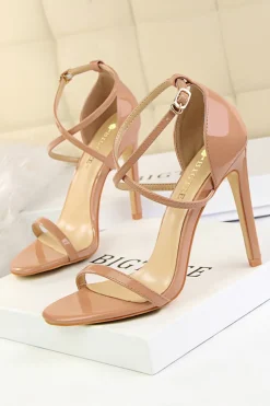 Sandálias de stiletto preto