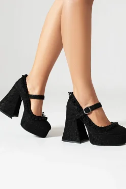 Sapatos de salto de bloco de plataforma de dedo fechado preto