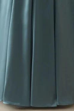 Sereia Azul V Long Neck Prom Dress