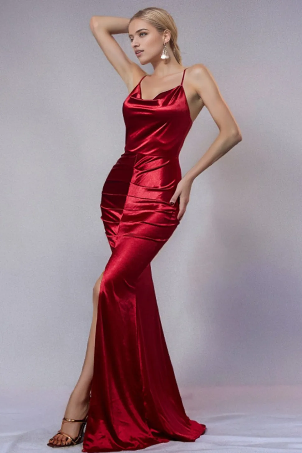 Sereia Borgonha Halter Ruched Long Formal Dress com Fenda