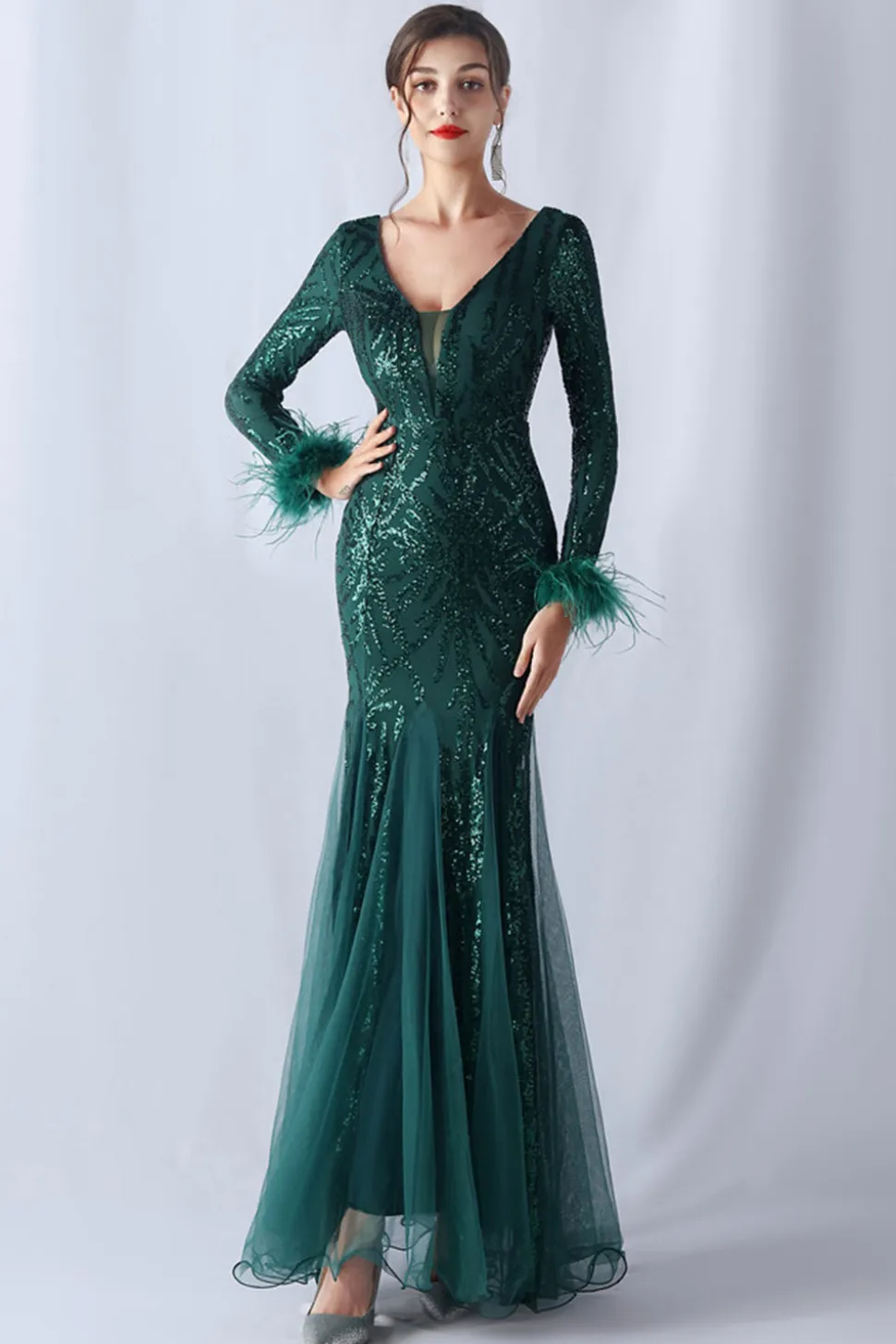 Sereia brilhante Borgonha emplumada mãe de vestido de noiva com mangas compridas