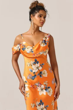 Sereia da moda Um ombro estampado vestido de dama de honra flor laranja