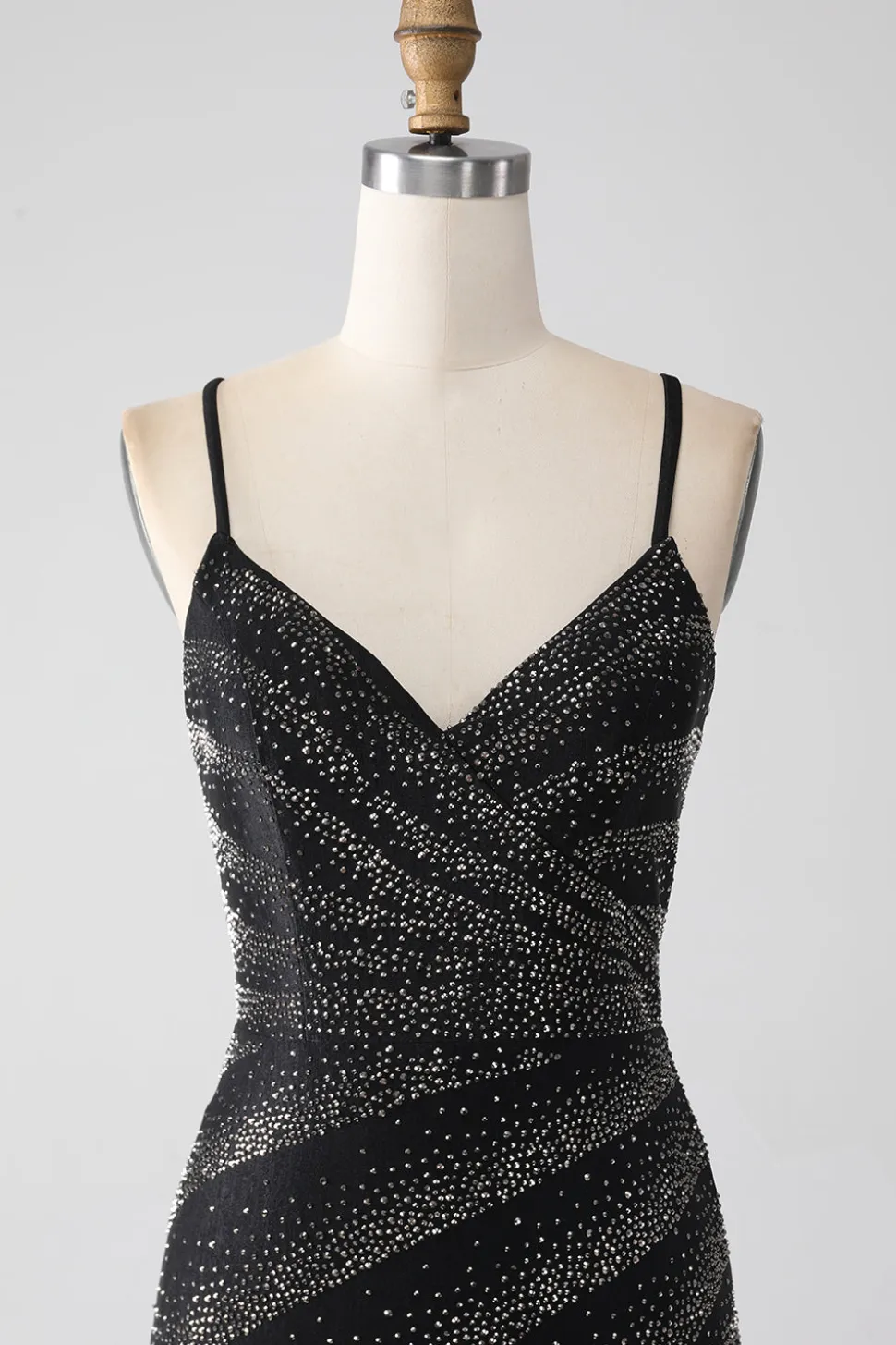 Sereia frisado vestido de baile preto com fenda