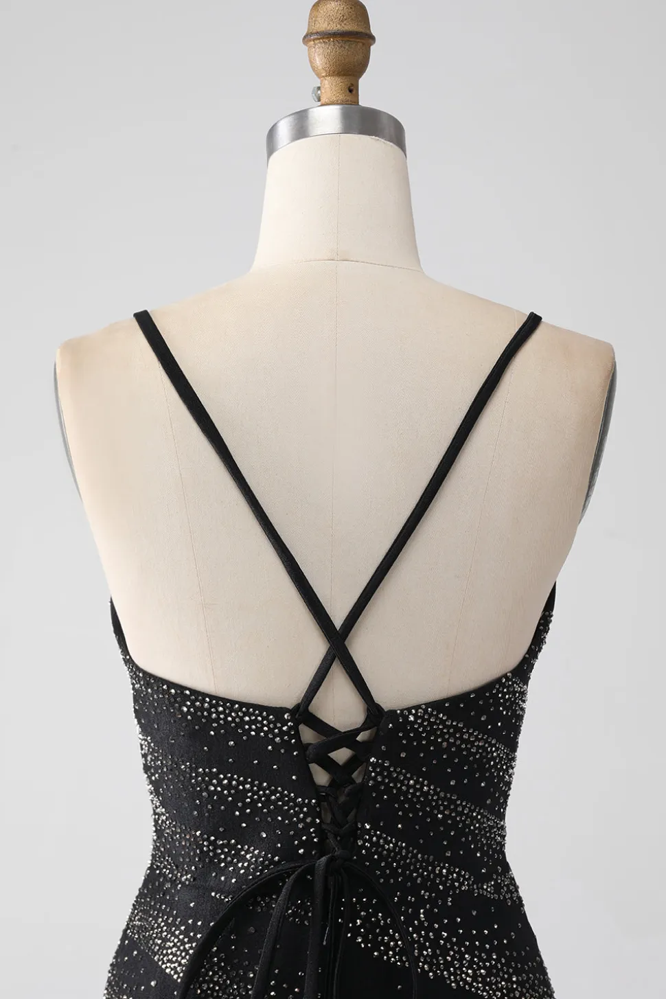 Sereia frisado vestido de baile preto com fenda
