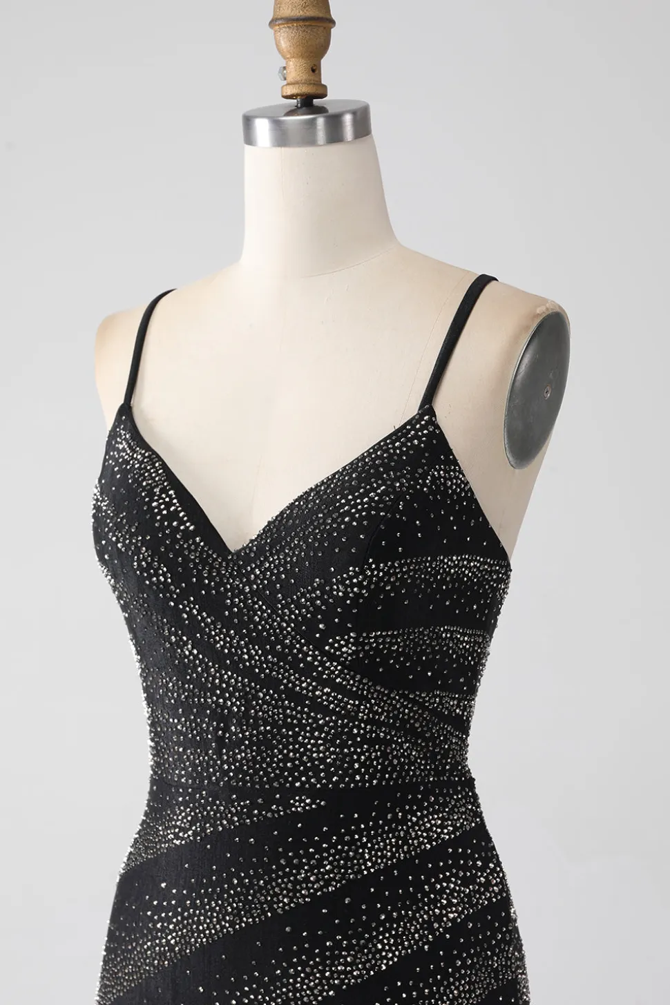 Sereia frisado vestido de baile preto com fenda