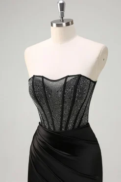 Sereia Preta Strapless Ruched Cetim Corset Long Prom Dress with Beading