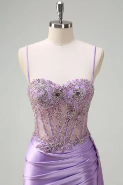 Sereia roxa brilhante Watteau Train Sheer Ruched Corset Long Prom Dress with Slit