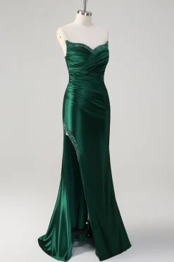 Sereia Vermelha Cetim Strapless plissado lantejoulas longo vestido de baile com fenda