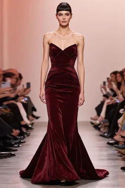 Sereia Vermelha Escura Veludo Ruched Strapless Vestido de Noite Longo