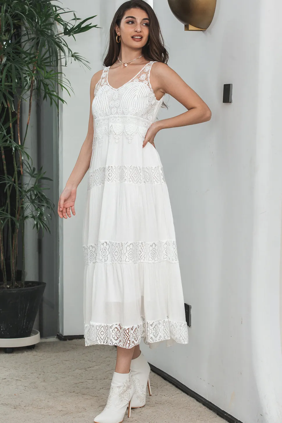 Simples Tea-length Lace White Sleeveless Boho Beach Holiday Dress