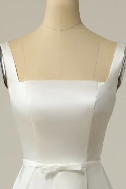 Simples um vestido de noiva branco de pescoço quadrado quadrado branco longo