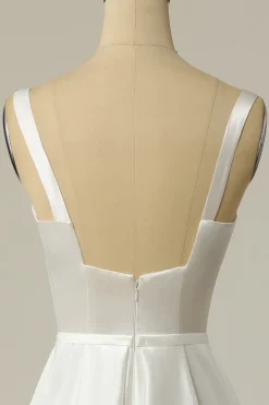Simples um vestido de noiva branco de pescoço quadrado quadrado branco longo