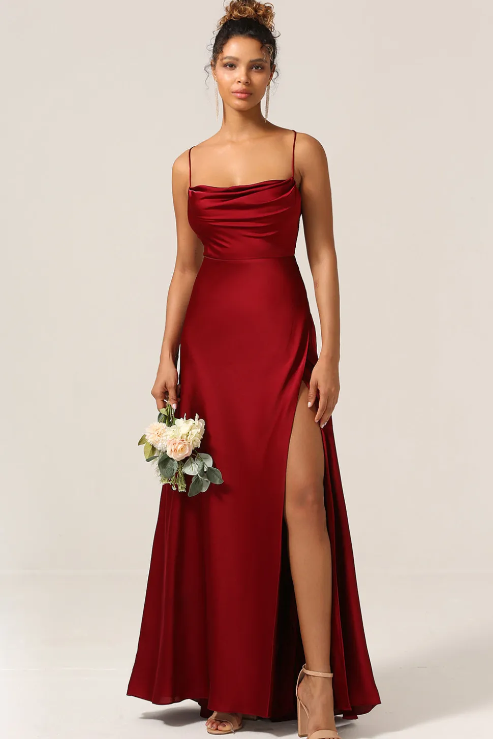 Simples Uma Linha Lace-Up Back Borgonha Vestido Longo Madrinha com Criss Cross Back