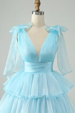 Sky Blue A Line V Neck plissado Tiered Short Homecoming Dress
