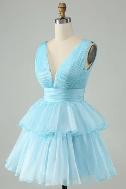 Sky Blue A Line V Neck plissado Tiered Short Homecoming Dress